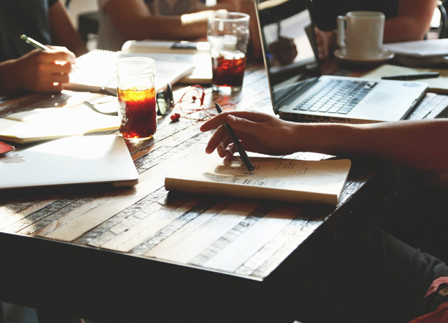 网站seo优化工具,百度信息流广告开户流程是如何？在广州开户联络谁？