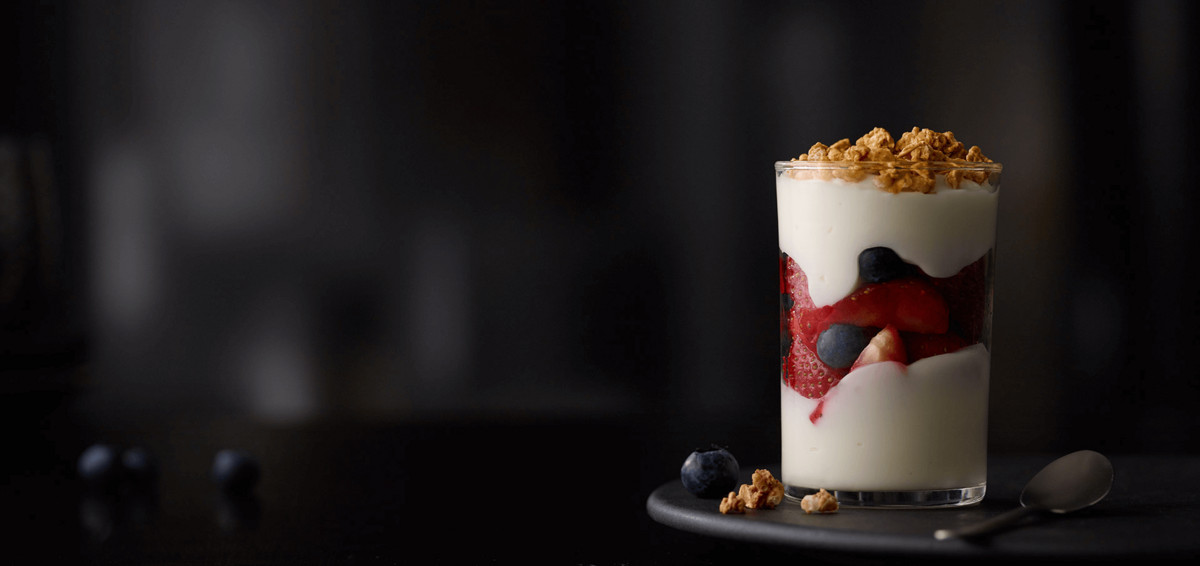 麦当劳功绩不错，整日早饭、披萨和巨无霸的复古营销帮了不少忙