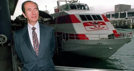 一代赌王何鸿�鋈ナ溃涸谌松�的赌局上，勤奋才成为赢家