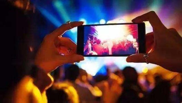 建站助手,搜狗挪动端排名-短视频行业拐点来临，将来究竟将握在谁的手中？