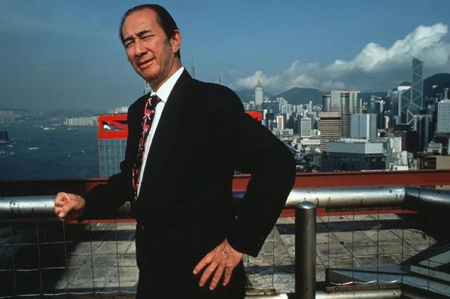 一代赌王何鸿�鋈ナ溃涸谌松�的赌局上，勤奋才成为赢家