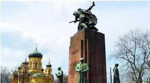 关键词短时间快排排名,兰蔻的七夕广告会如何来捉住男子的心？